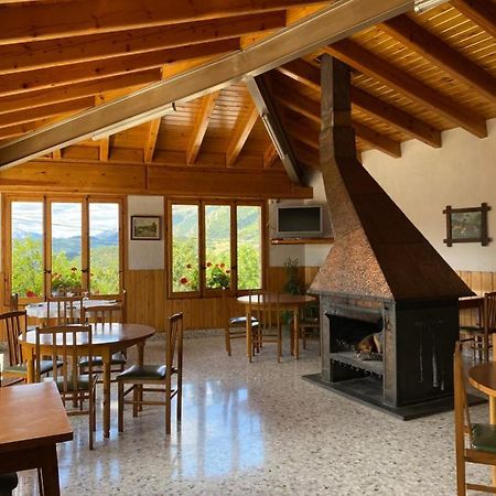 Hostal Alt Llobregat Castellar De N'Hug Exterior foto
